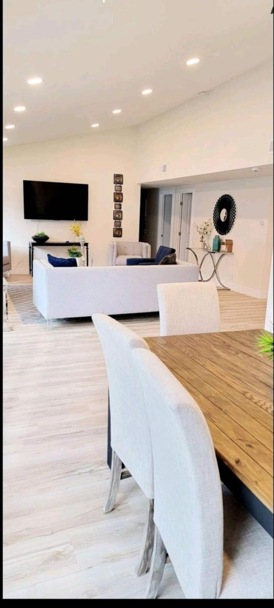 Spacious 4Bed 2Bath, Gated Pool, Wi-Fi, Garage Villa Los Angeles Exterior photo